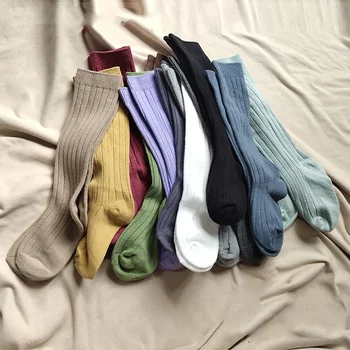 18 Цветов, новые однотонные носки до колена для маленьких мальчиков и девочек, хлопковые дышащие мягкие детские носки в полоску, Носки для детской школьной формы